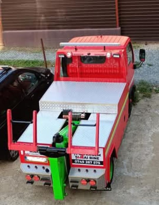 Vând recuperator auto tip furculiță