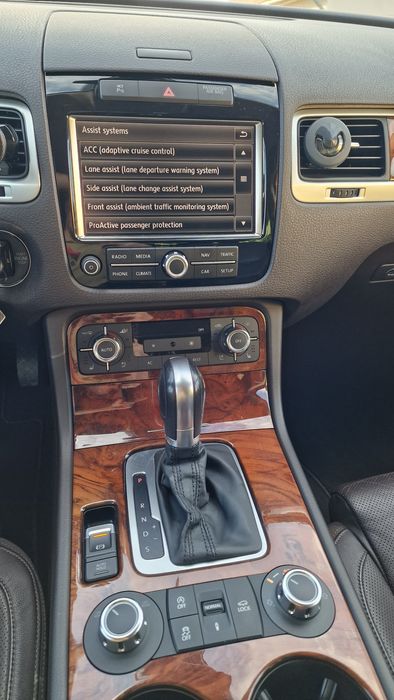 Vw Touareg 3.0 TDI V6 240 CP CASA