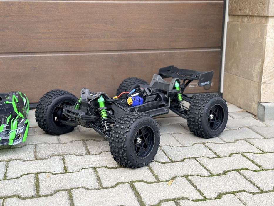 Радиоуправляем модел Traxxas XRT 8S