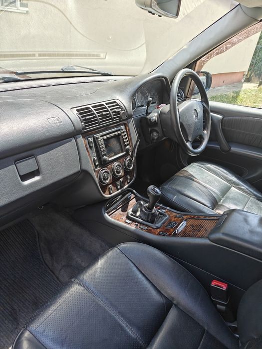 Mercedes Ml 270 manuala