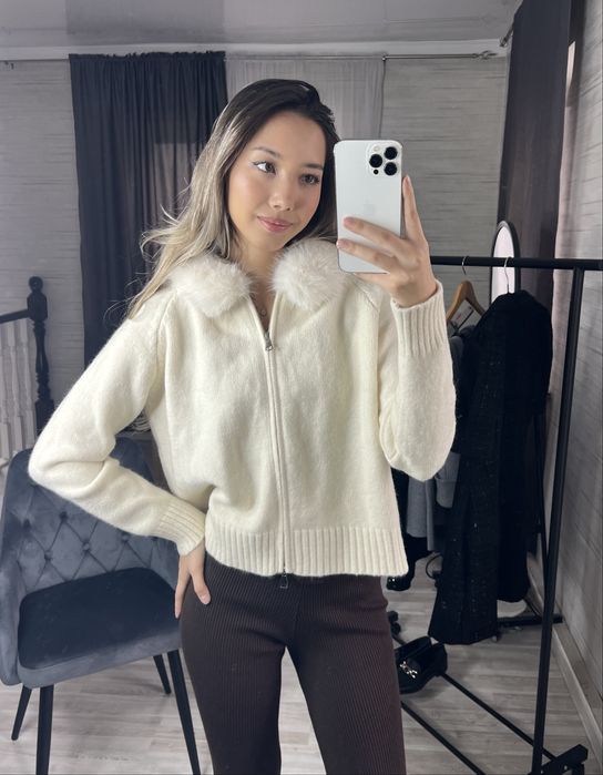 Теплые кофты на замке