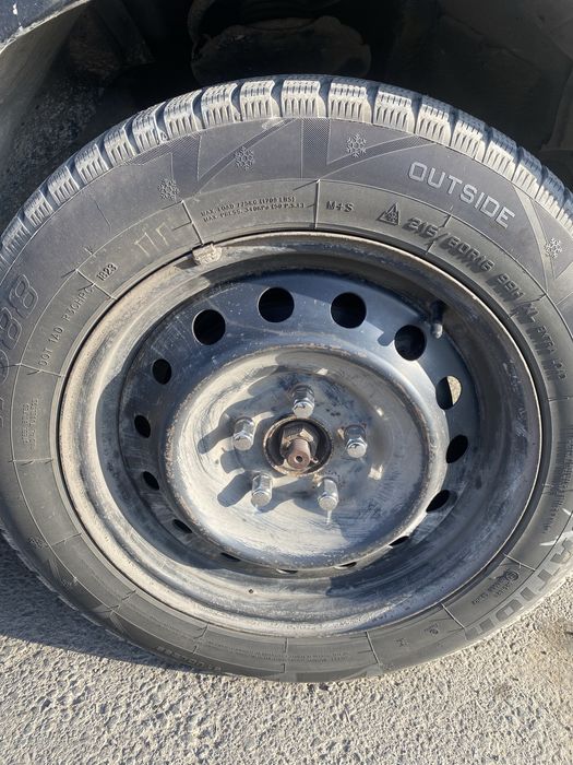 R16 Штамповка с зимней резиной