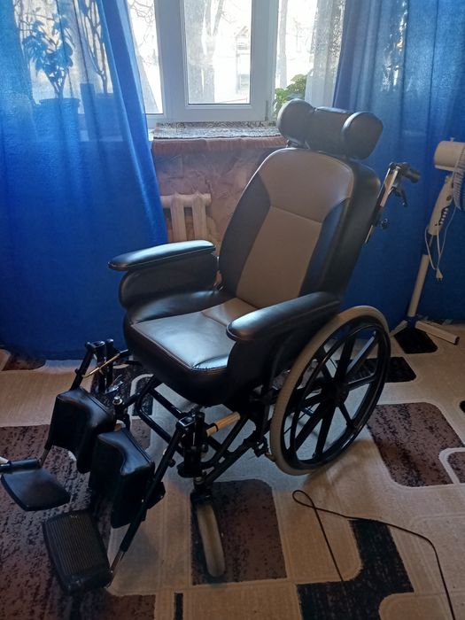 Инвалидная коляска