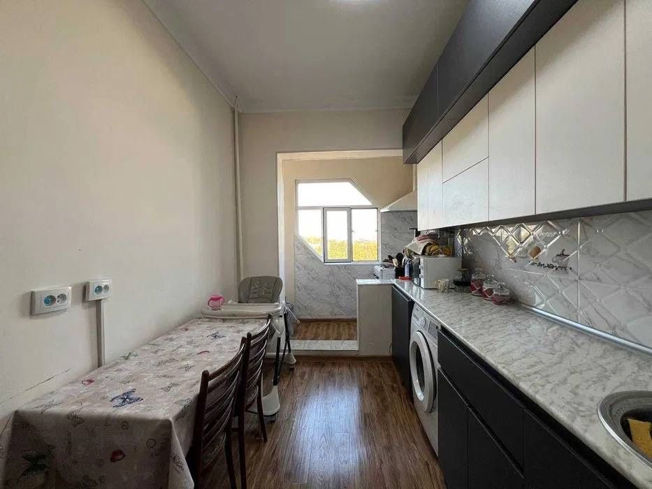 Дархан 3х комнатная квартира