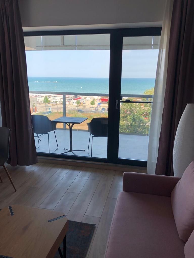 Ap Pe Plaja in Mamaia / VOUCHERE