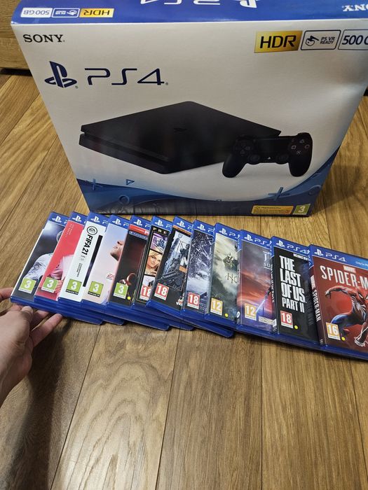 PlayStation 4 slim