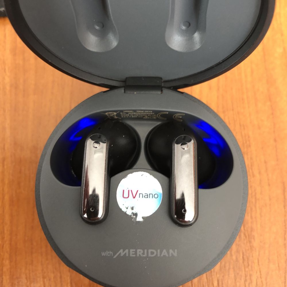 Casti Wireless LG tone FP9 by Meridian stare ft buna, lumina UVB