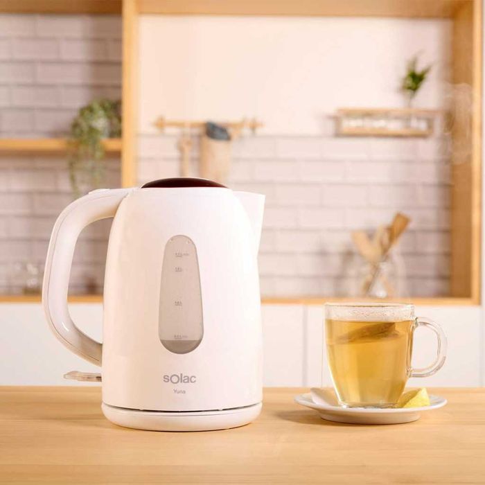 Електрическа кана Solac Yuna, 2200W, 1.7L, резервоар без BPA