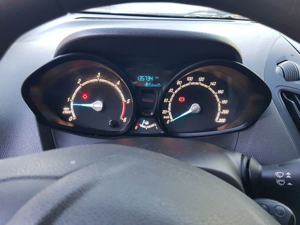 Ford Tranzit Curier 2015