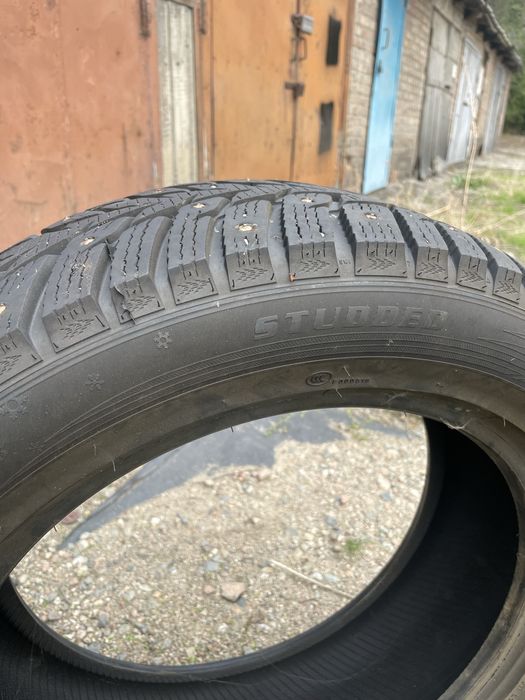 Зимняя шипованная резина