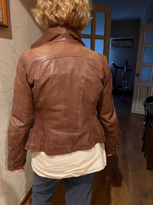 кожаная куртка MEXX