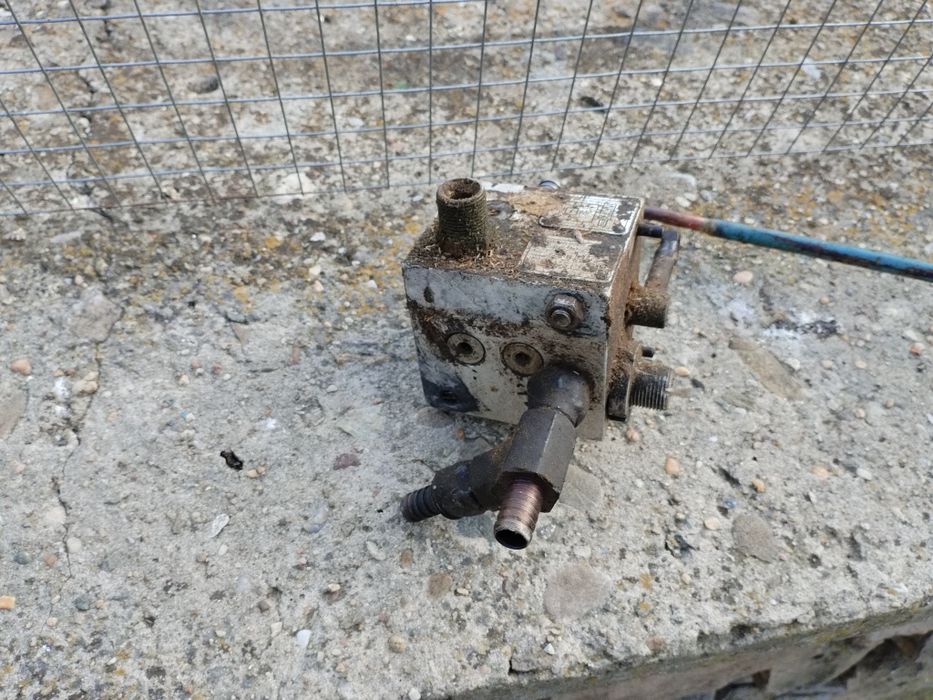 Хидравличен Разпределител работил на БЧС