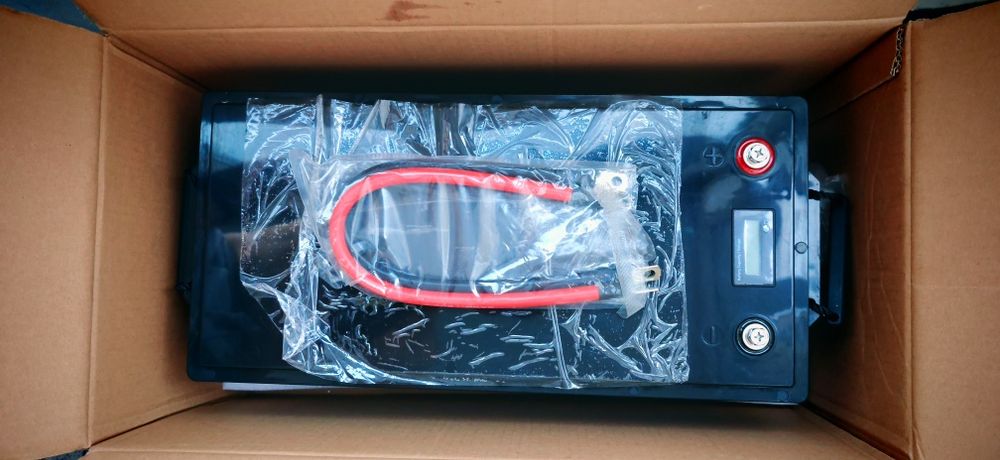 Baterie 200Ah Easun Lifepo4 NOU kit panouri solare invertor mttp NOU