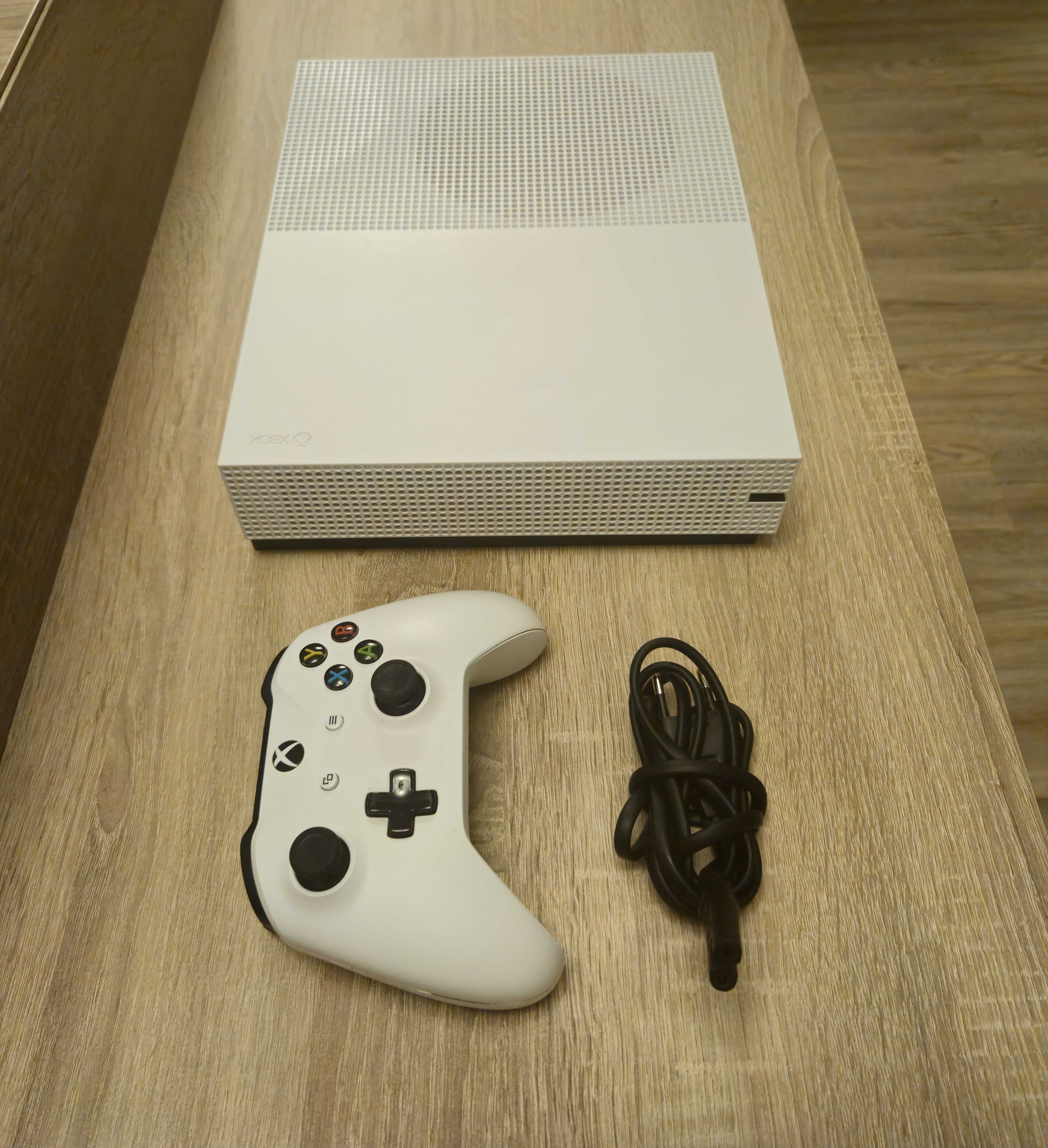 Xbox One S - 1 TB