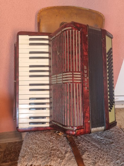 Acordeon Hohner 80basi
