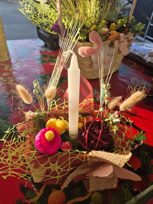 Ornament din flori uscate naturale