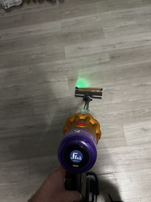 Dyson  V12  Slim