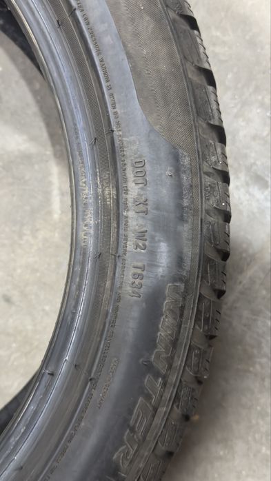 Зимни гуми 245/45/19 Pirelli
