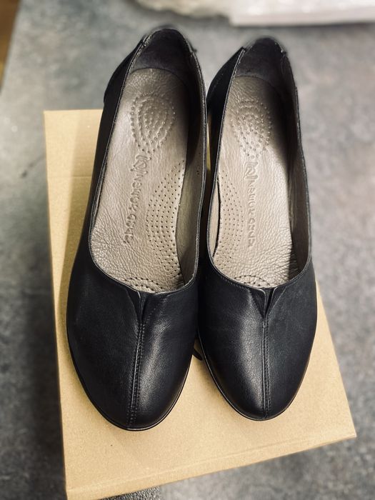 Черни кожени обувки 38 номер