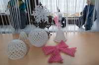 Ornamente și globuri crosetate