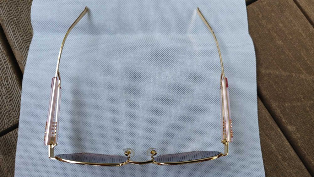 Ochelari de soare Miu Miu lentila maro, rama aurie, brat transparent
