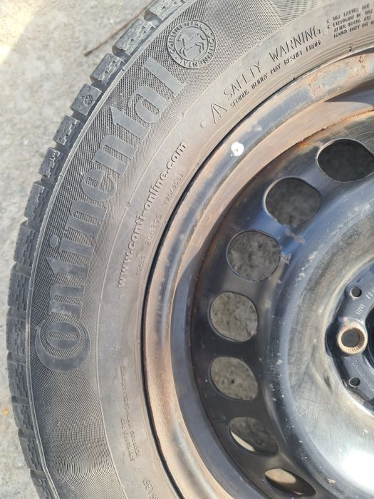 Roti cu jante si anvelope de iarna 205 60 r 16  5 x 112