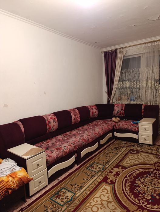 Диван для гостиной