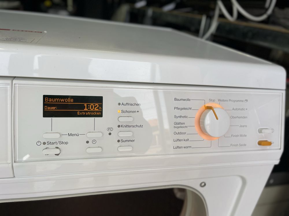Сушилня с термопомпа Miele SOFTTRONIC T8627 WP - 6 kg