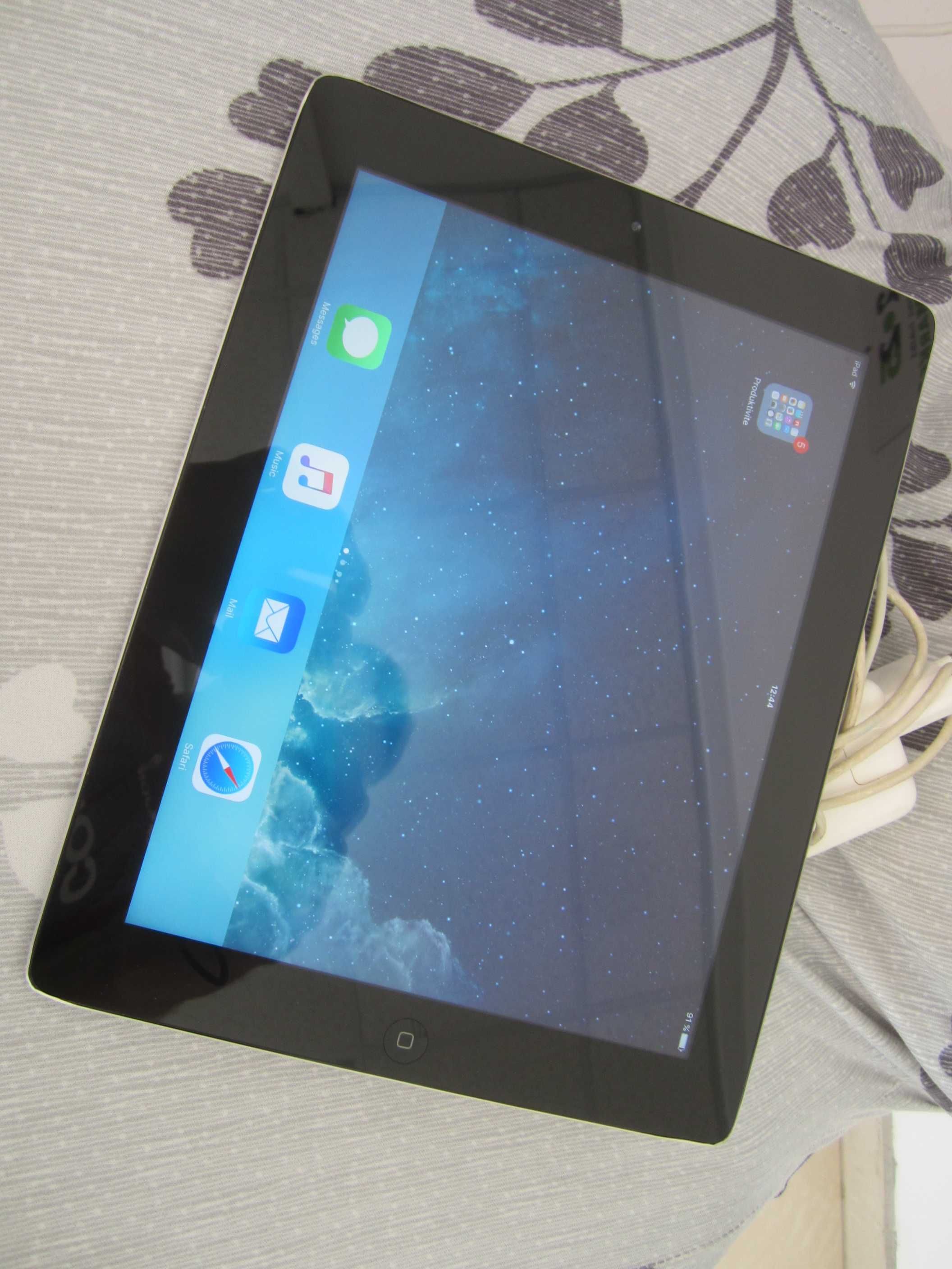 Apple iPad Wi-Fi 3rd Gen 16GB черен MC705KN А1416