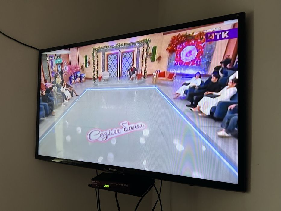 Samsung 3D Отличный состояние 102 диагональ