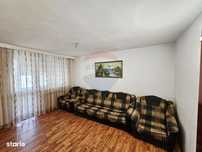 Apartament 3 camere de vânzare – Zona 1 Decembrie, Piatra Neamț