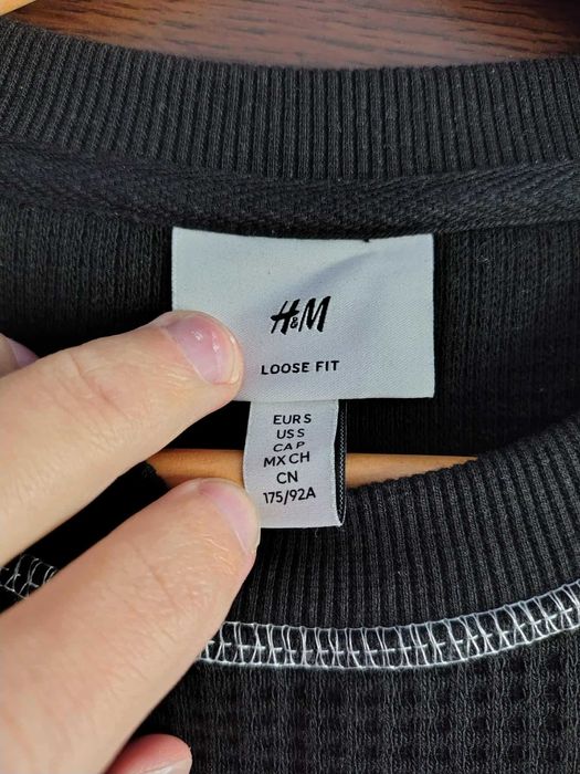 Plover, Pulover H&M Loose Fit Waffled Sweatshirt Size M - L