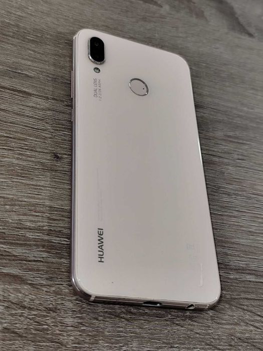 Huawei p20 lite розов
