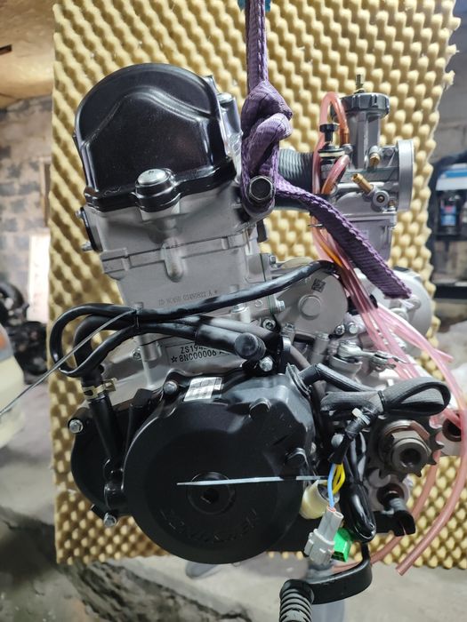 Продам двигатель 194MQ