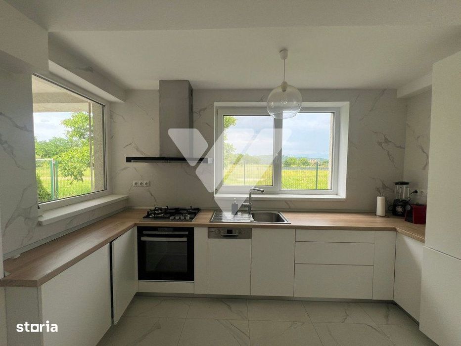Casa 3 camere mobilata si teren 191 mp in Selimbar Sibiu