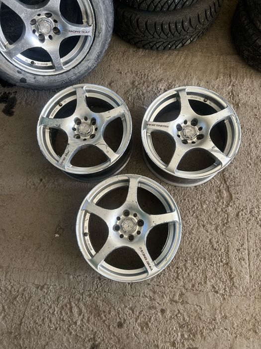 RACING GEAR R15 срочна