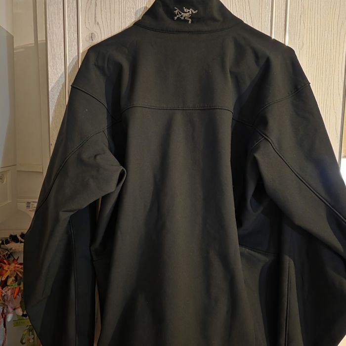 Arc'teryx stoper fac și schimburi