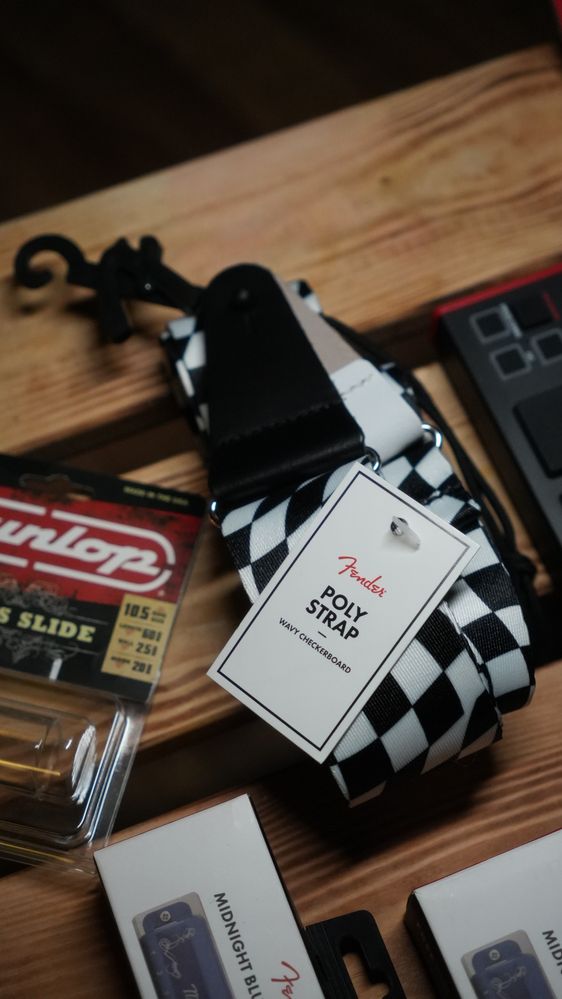 Fender Akai Dunlop