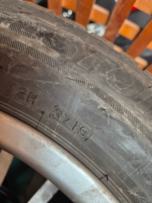 Anvelope iarna Bridgestone Blizzak impecabile 225 60 17