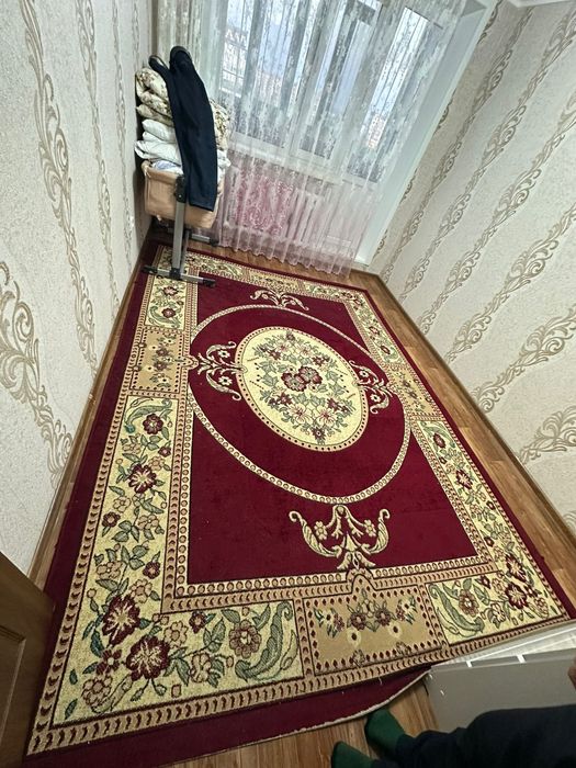Продам ковер 250 на 350