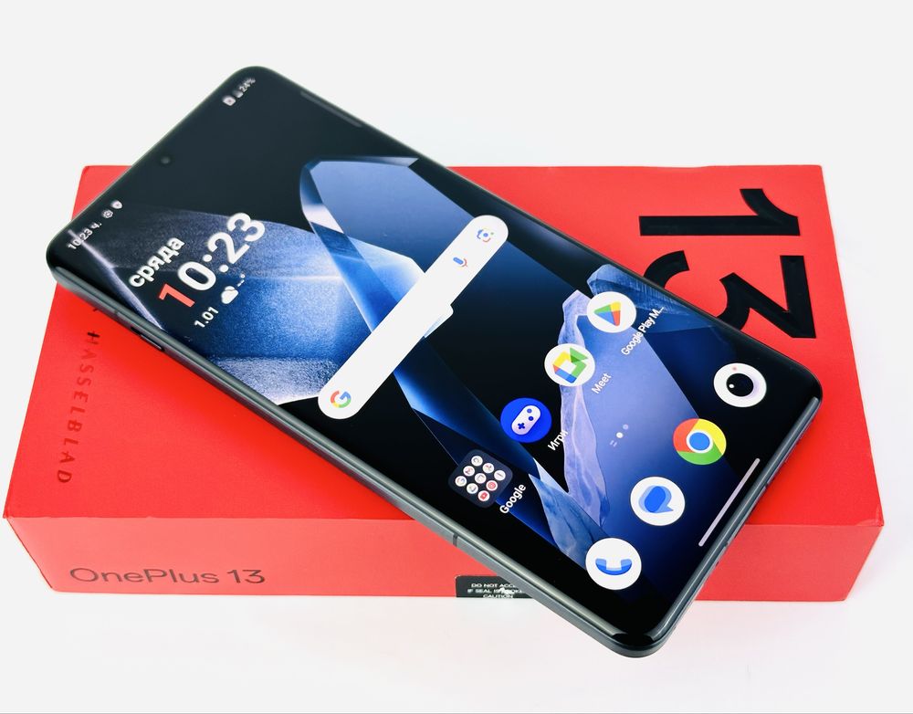 KATO НОВ! OnePlus 13 5G 16RAM 512GB Black Eclipse Гаранция!