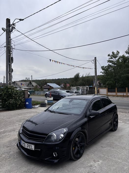 Opel astra GTC editie limitată