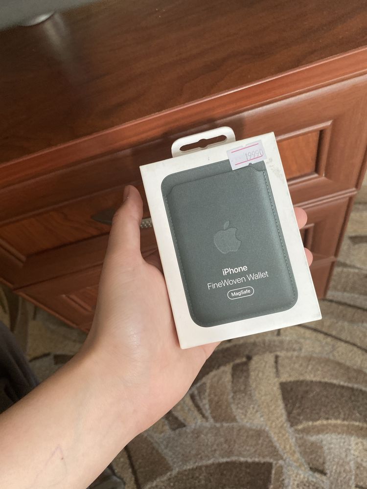 Картхолдер apple продам