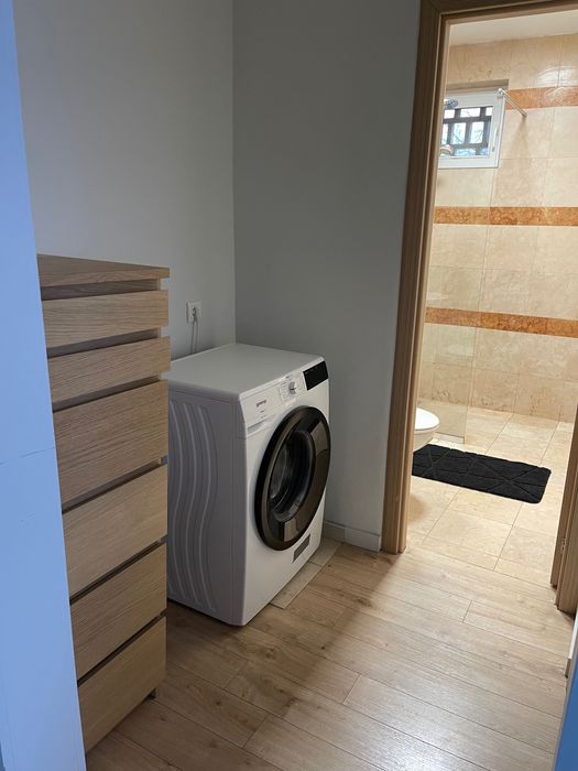 Inchiriez Ap cu doua camere Victoriei