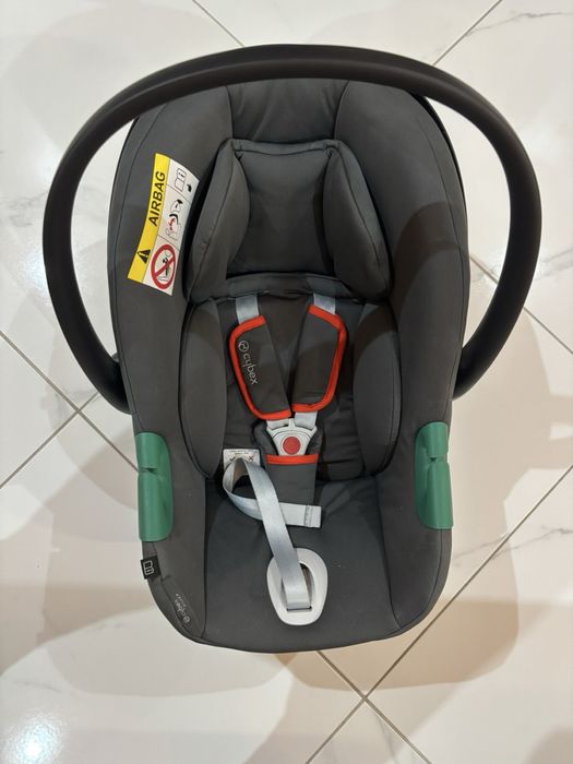 Продавам кошница за кола - Cybex Aton B2 i-Size