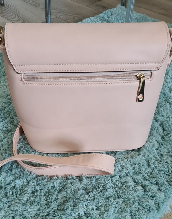 Geanta roz imitatie piele