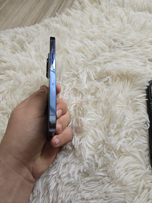 Iphone 13 pro sierra blue