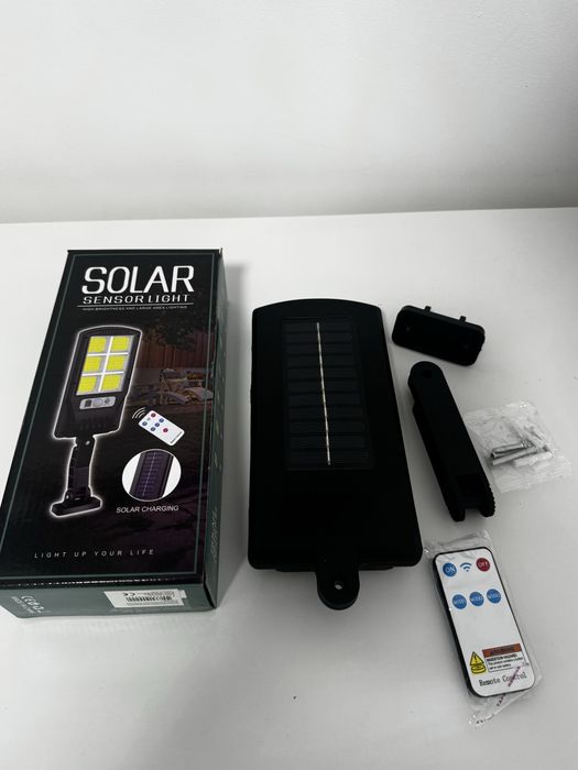 Lampa cu panou solar/ Telecomanda/ Suport prindere