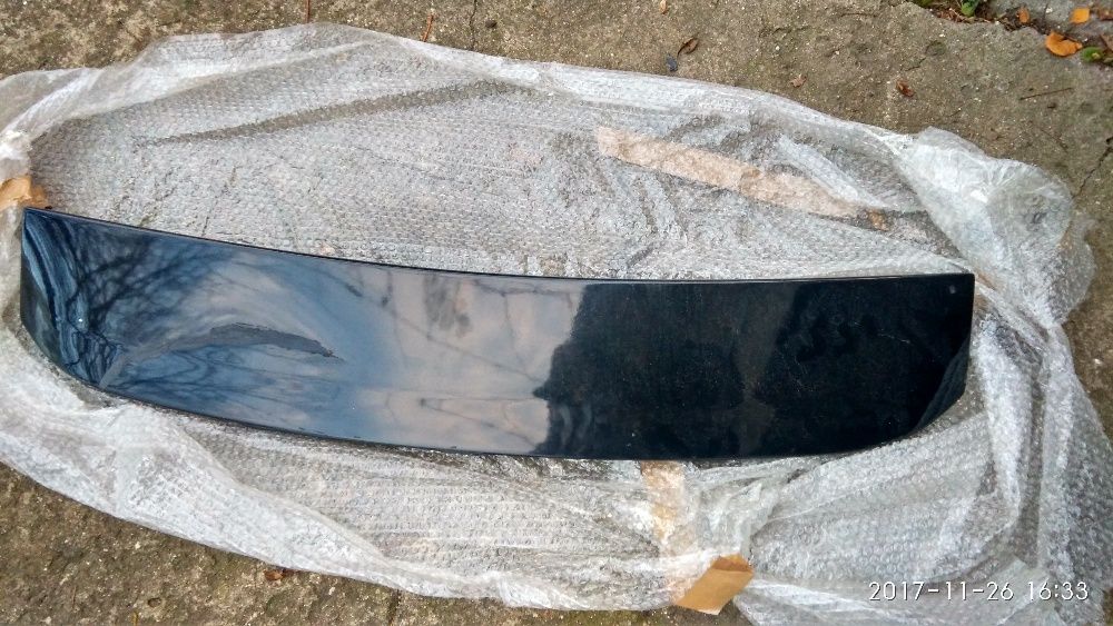 Тойота Приус спойлер 2010 капак Toyota Prius ZVW-30 lid trunk spoiler
