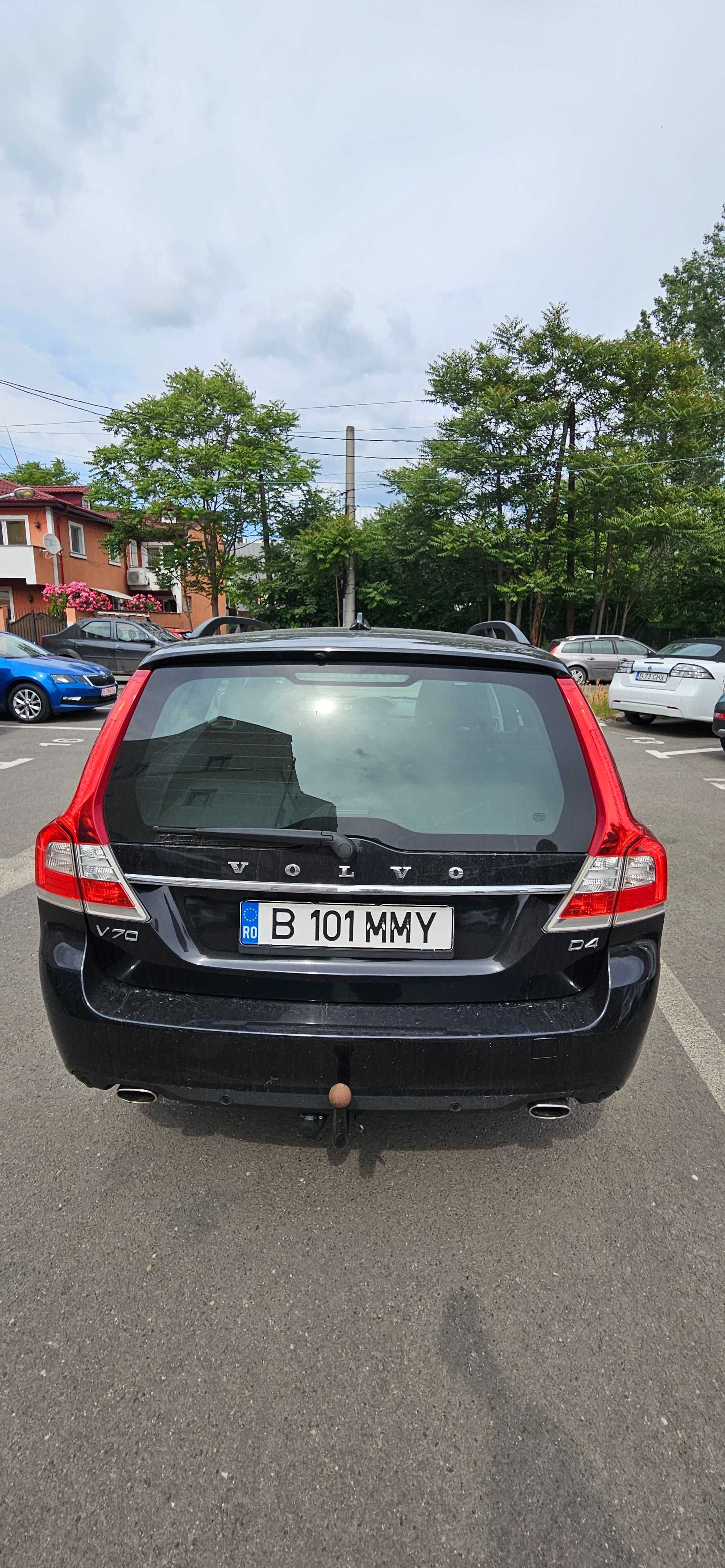 VOLVO V70 B 2015